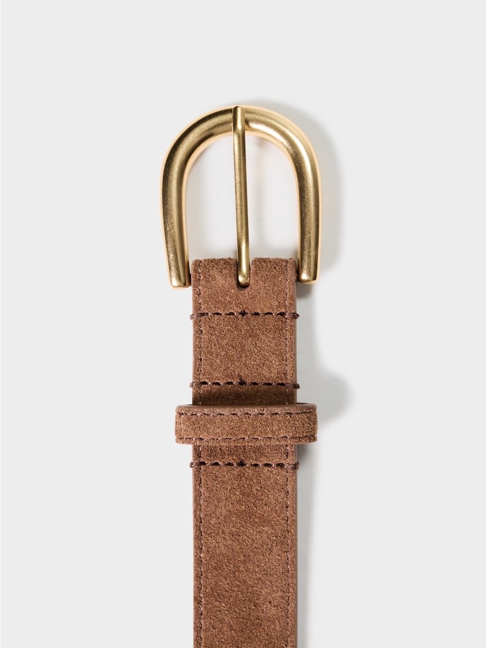 Aritzia Accent Solid Brass Suede Belt in Raw Umber/Gold